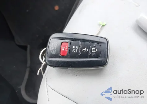 2017 Toyota Prius Prime Advanced z USA, uszkodzony, nr VIN JTDKARFP2H3032165